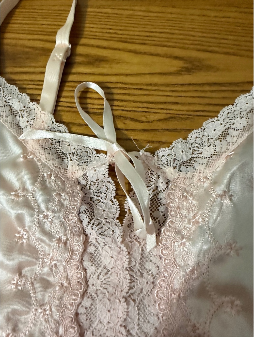Vintage Bestform Size 34 pink lace trim camisole lingerie tank top